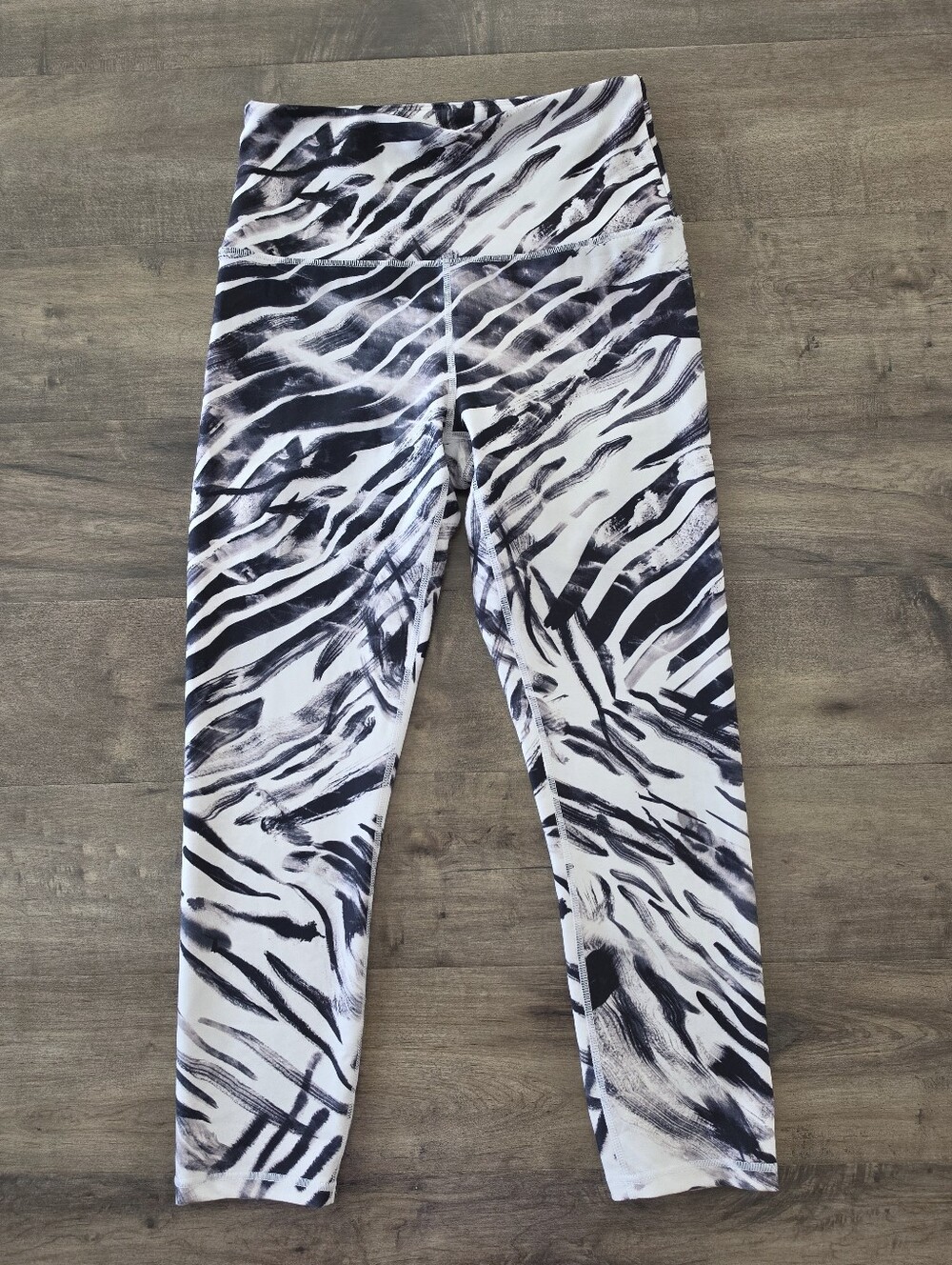Balance Collection Crop Leggings Small